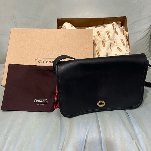 Vintage Coach Ridgefield Purse 9812 - Picture 14 of 14